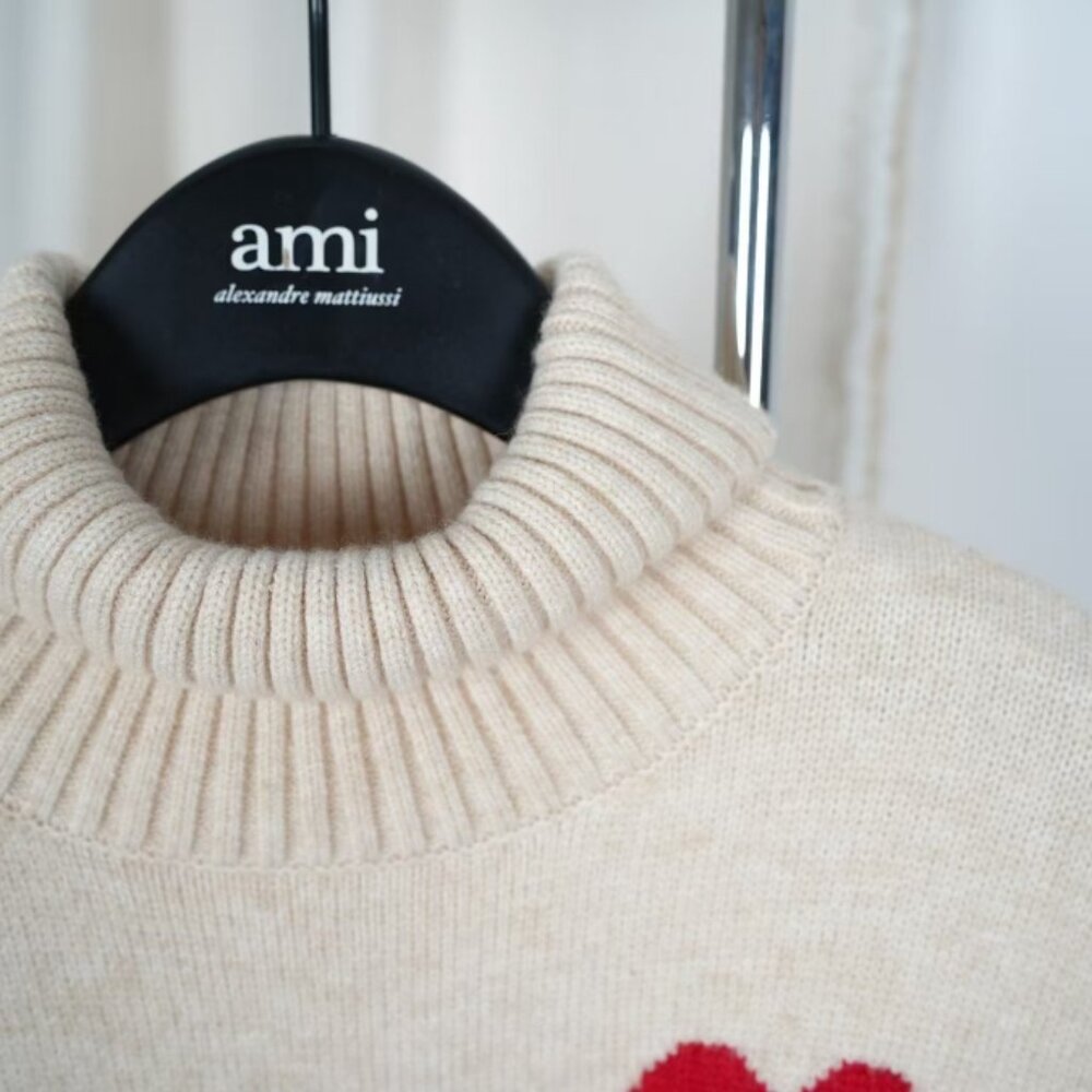 Ami Heart Embroidery Ivory Knit - Picture 2 of 9